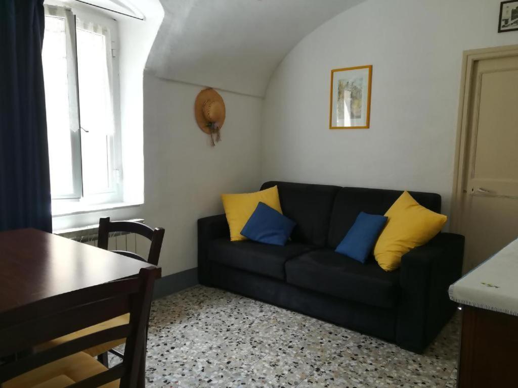 Apartamento Beb I Girasoli Dolceacqua Exterior foto